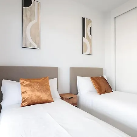 Arenales Terrace Refugee New Apartment With Pool And Gym Arenales del Sol Exterior photo