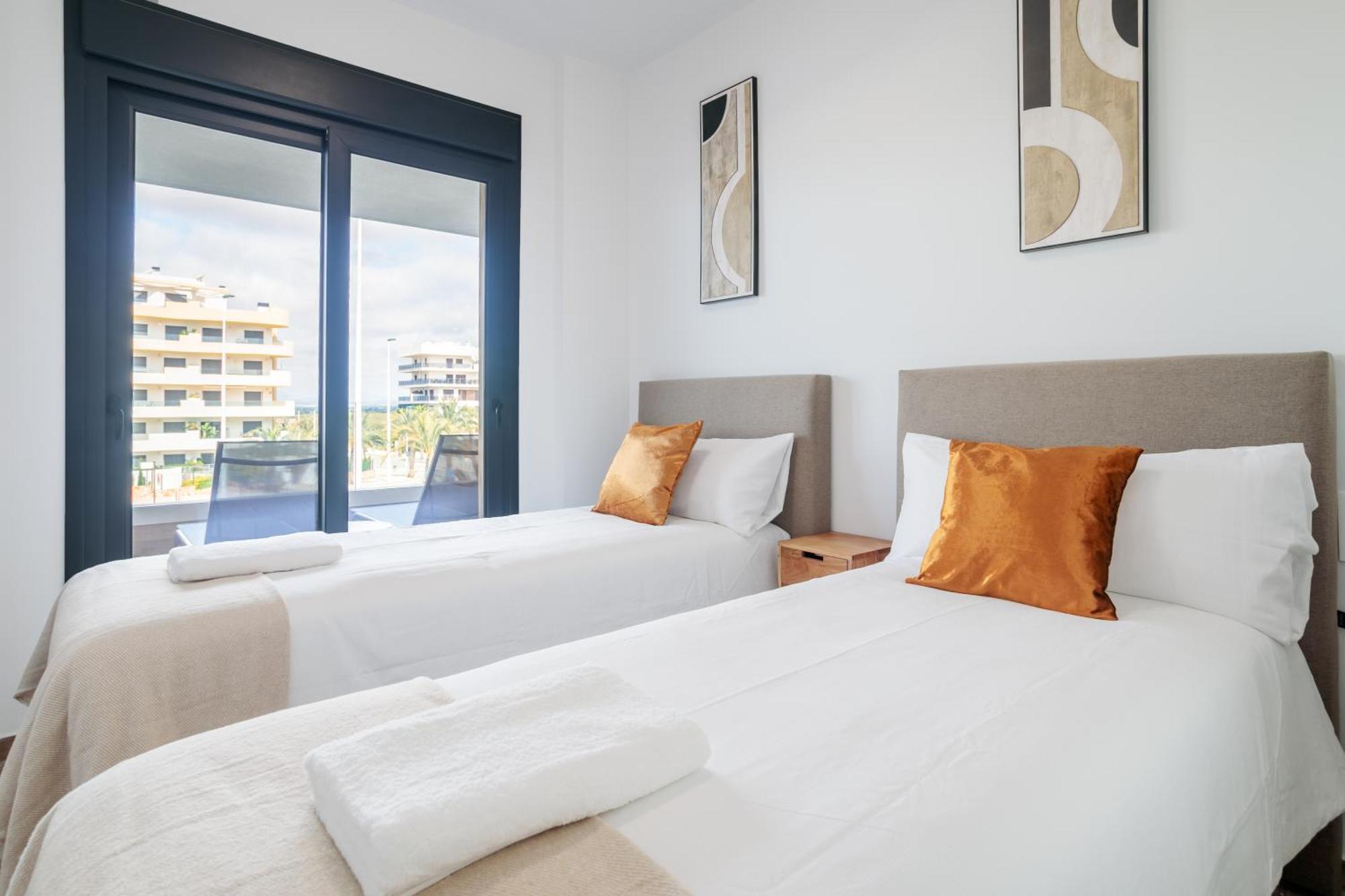 Appartement Arenales Terrace Refugee New With Pool And Gym Arenales del Sol