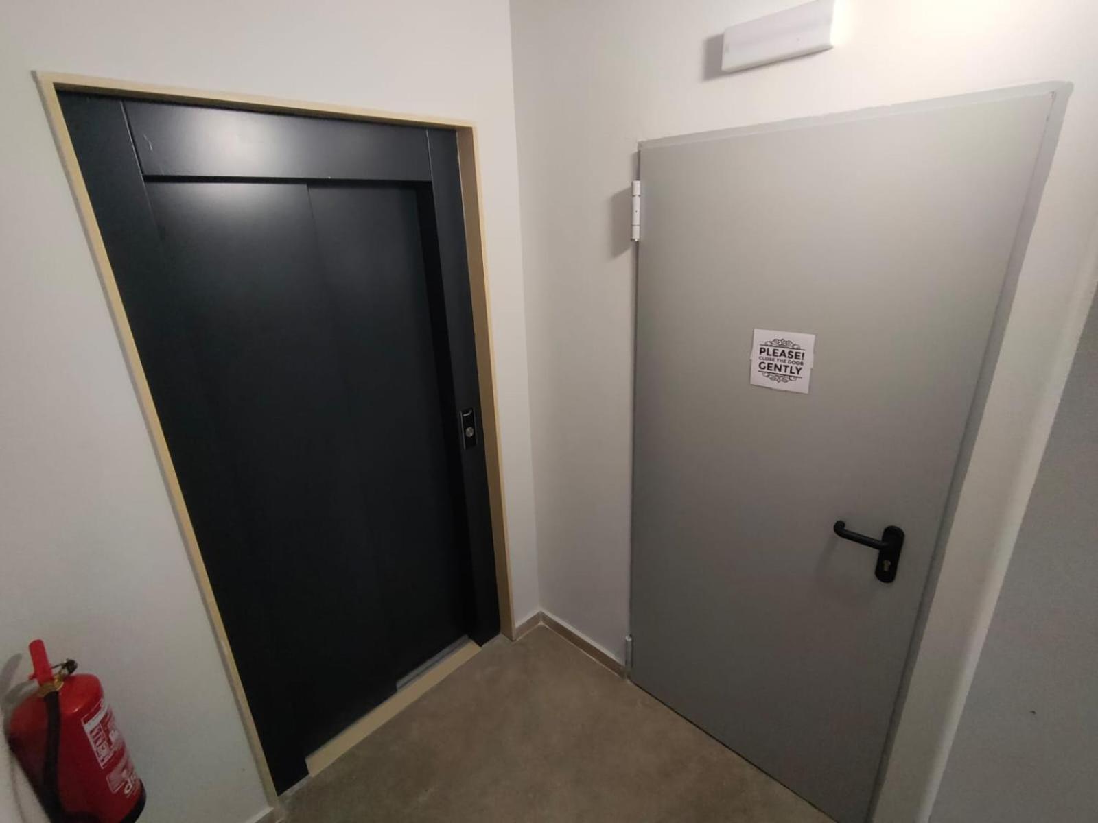 Appartement Arenales Terrace Refugee New With Pool And Gym